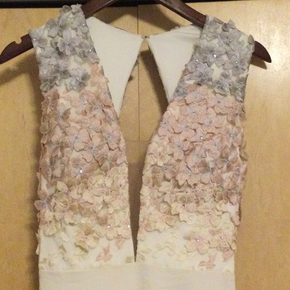 Nicole Bakti Women's Peach Flower Applique - Picture 6 of 16